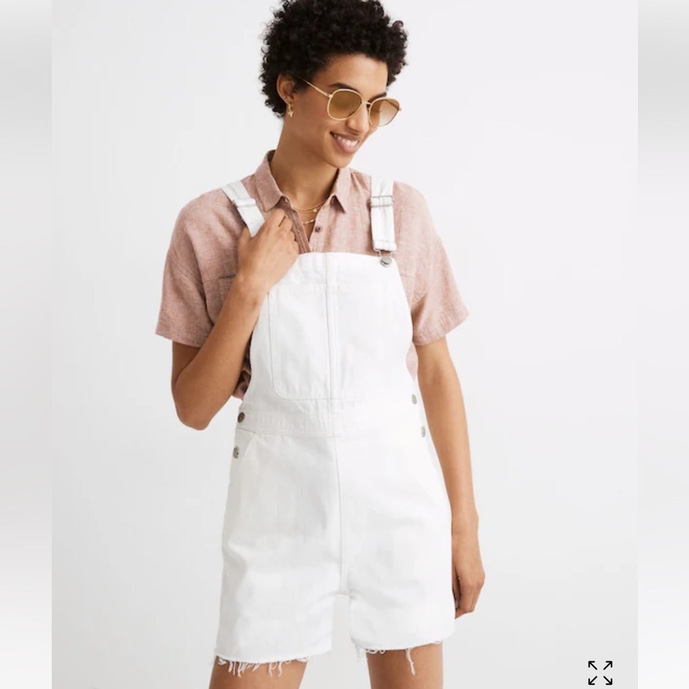 Madewell Adirondack Short Overalls in Tile White - Picture 2 of 7